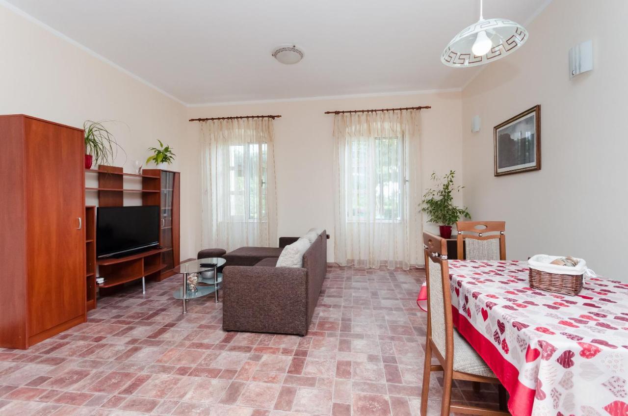 Apartment Aleksandra Rijeka Ngoại thất bức ảnh
