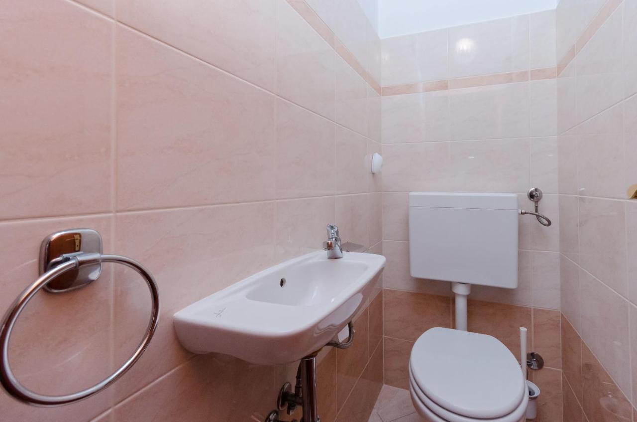 Apartment Aleksandra Rijeka Ngoại thất bức ảnh