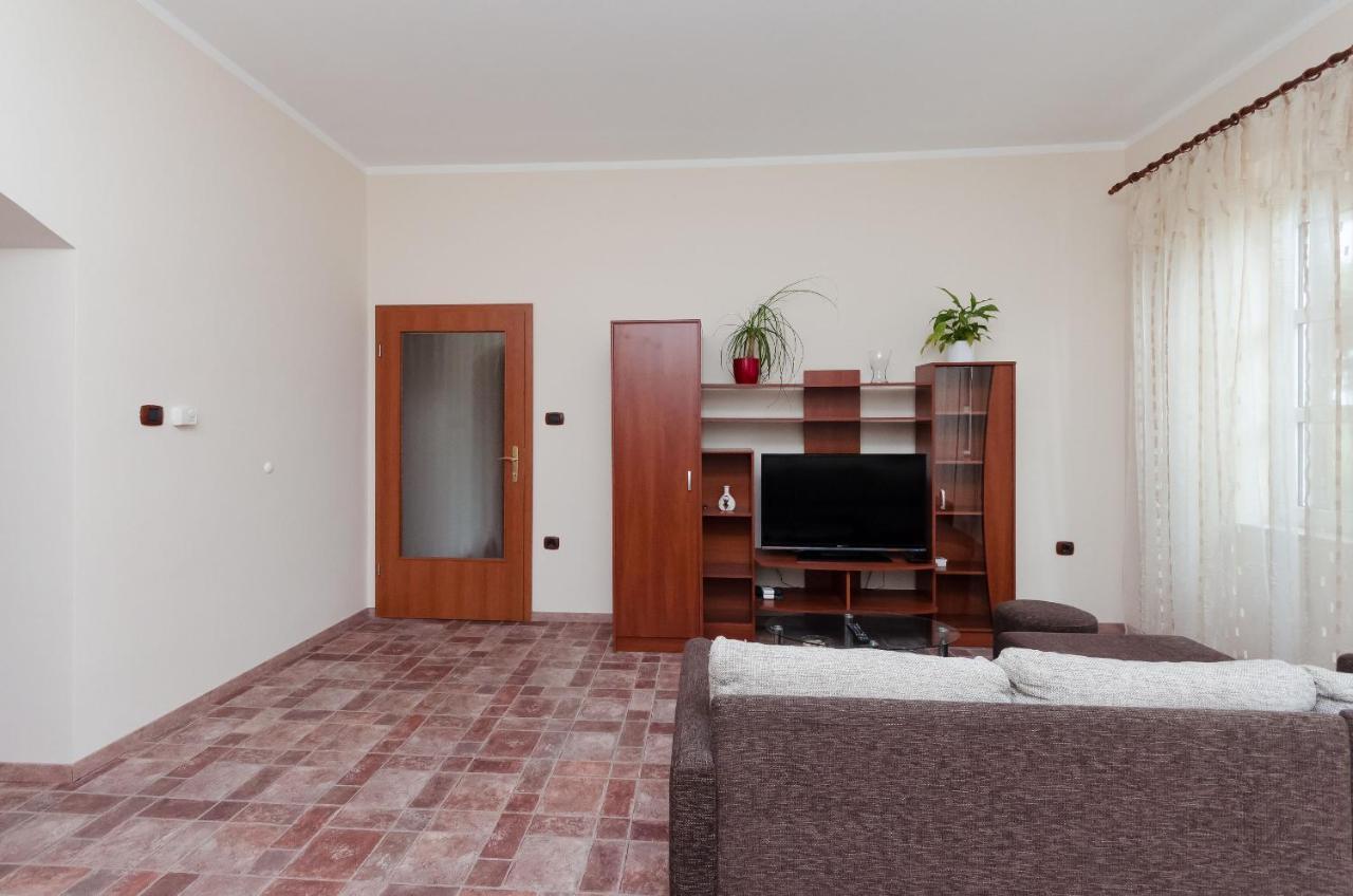 Apartment Aleksandra Rijeka Ngoại thất bức ảnh